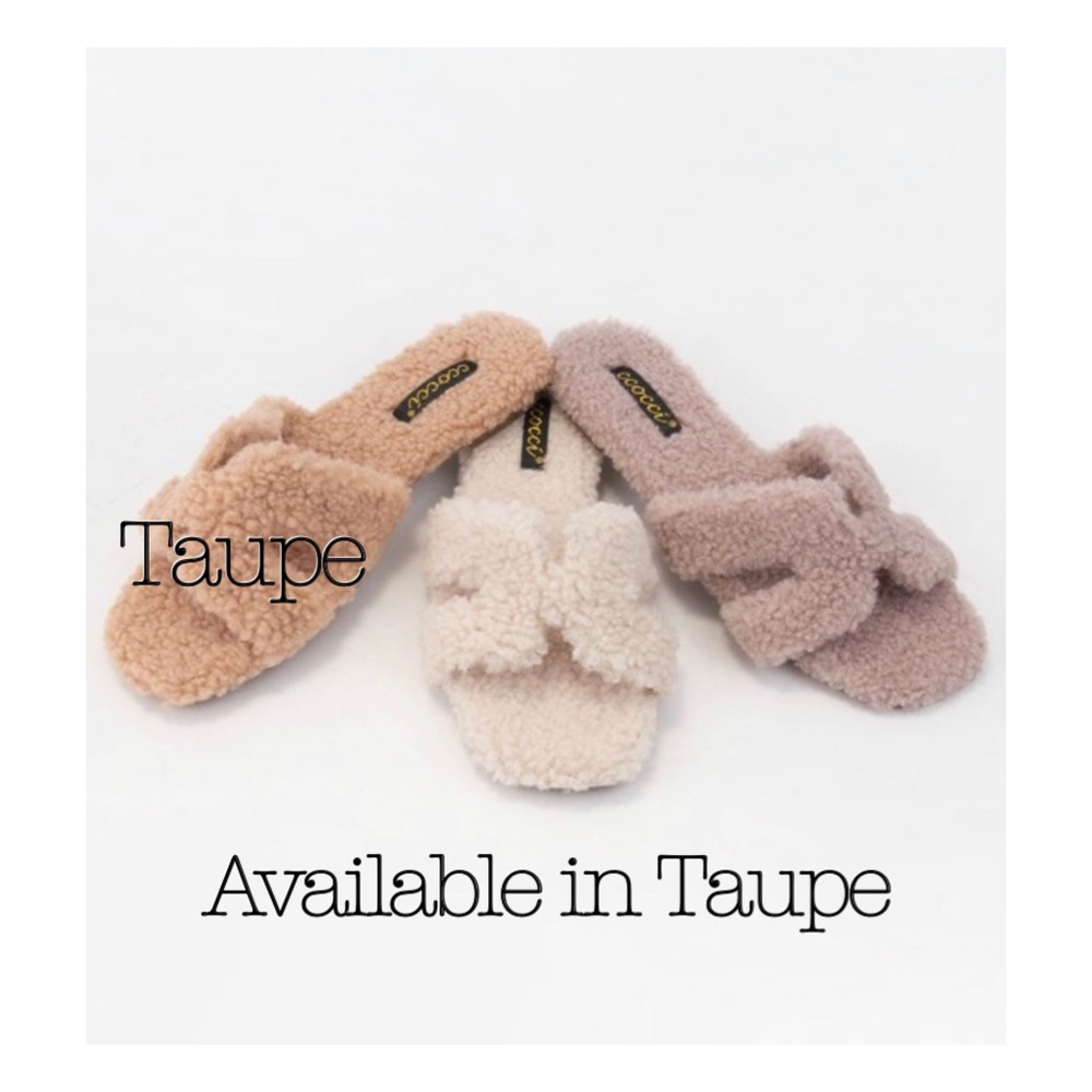 Teddy Shearling Slides - Picture 4 of 7
